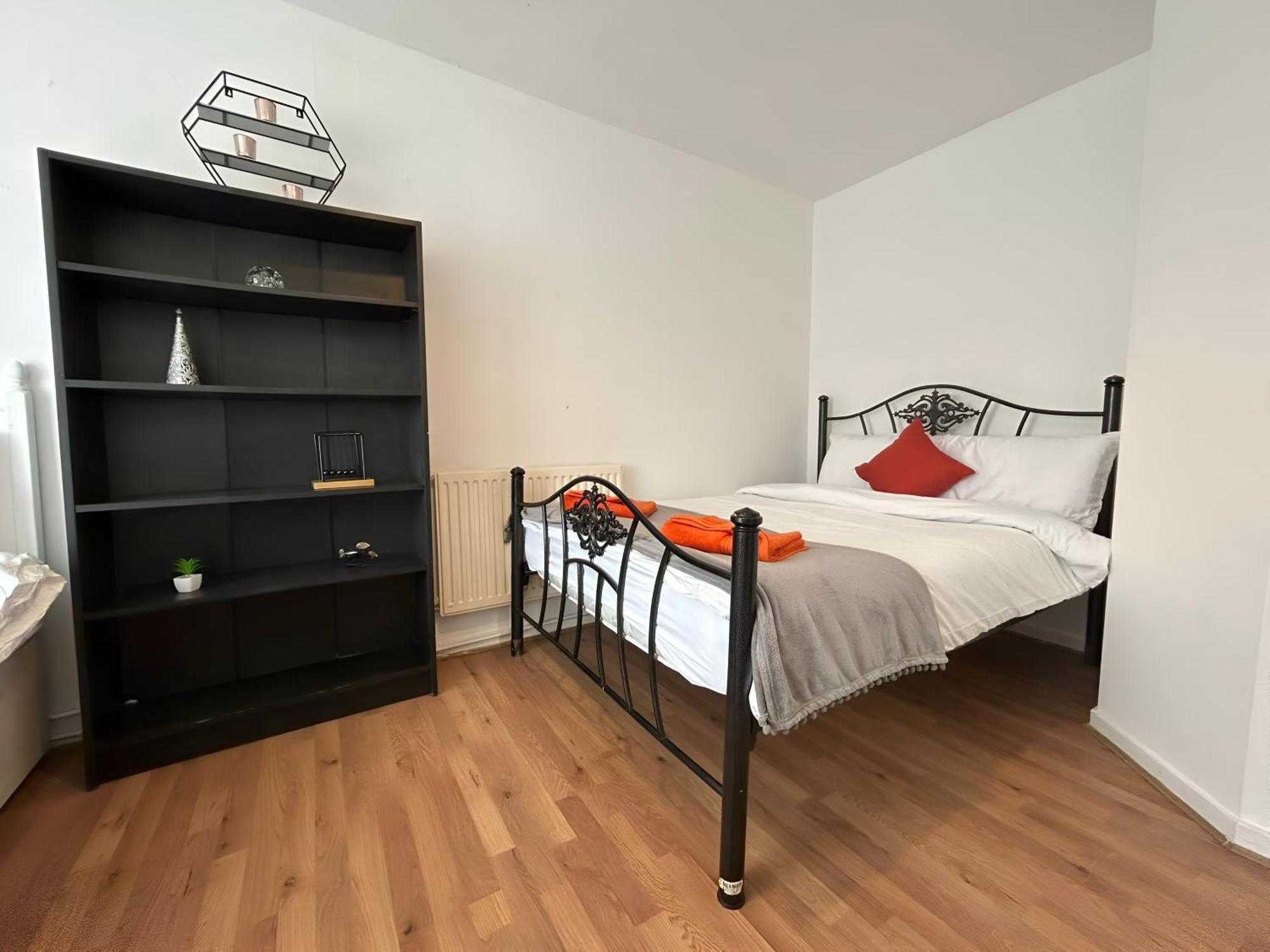3 Bedroom House By M40 J4 High Wycombe Kültér fotó